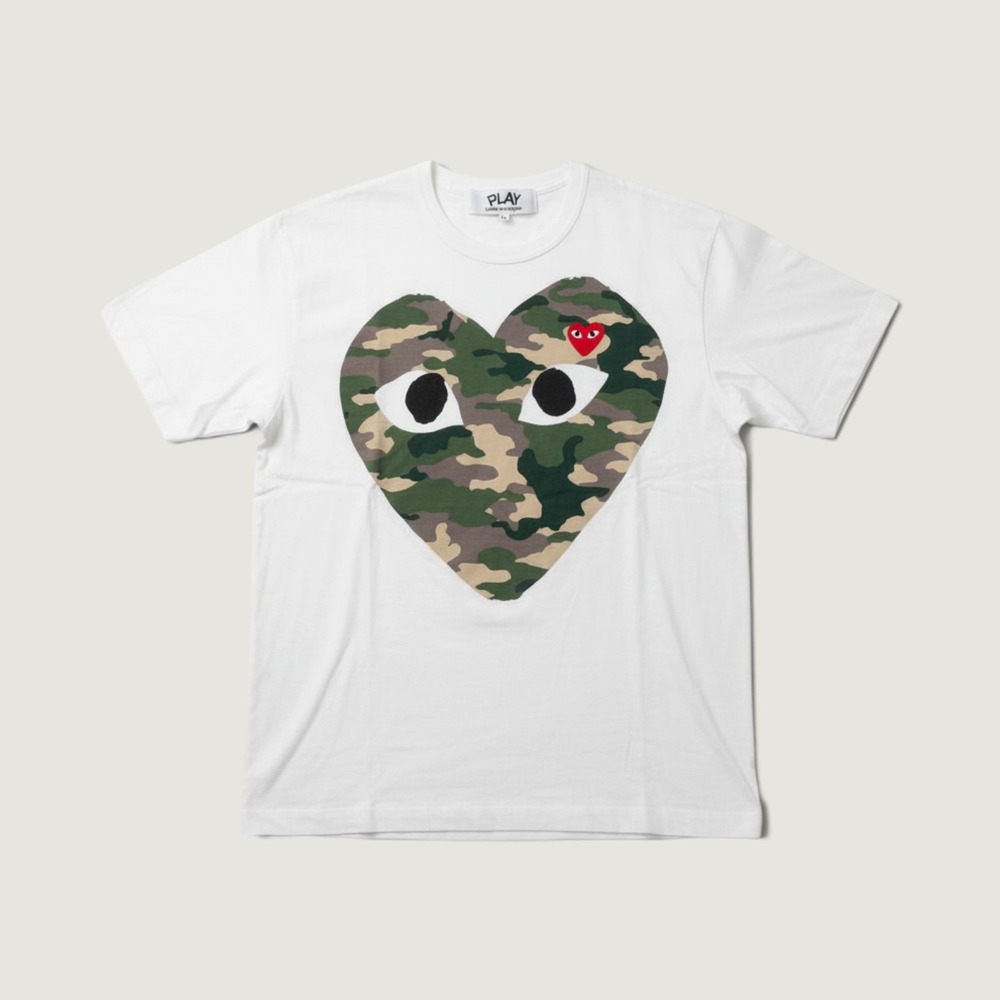 Comme des Garcons Play T-Shirt Camo Heart White Size XL
